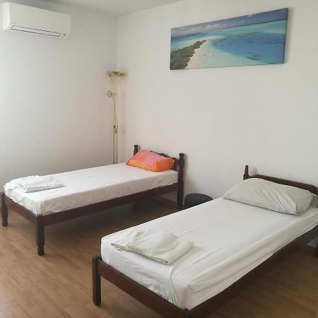 ספליט Nice And Cozy Two Single Bed Room מראה חיצוני תמונה